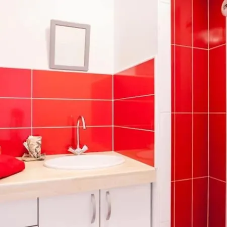 Grand Et Cosy アパート