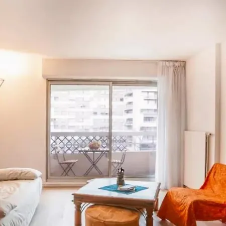 Grand Et Cosy アパート パリ