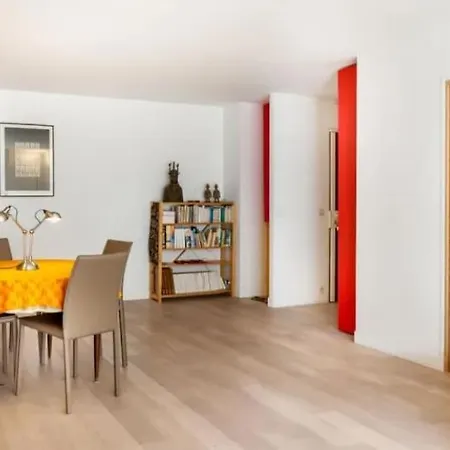 Grand Et Cosy パリ